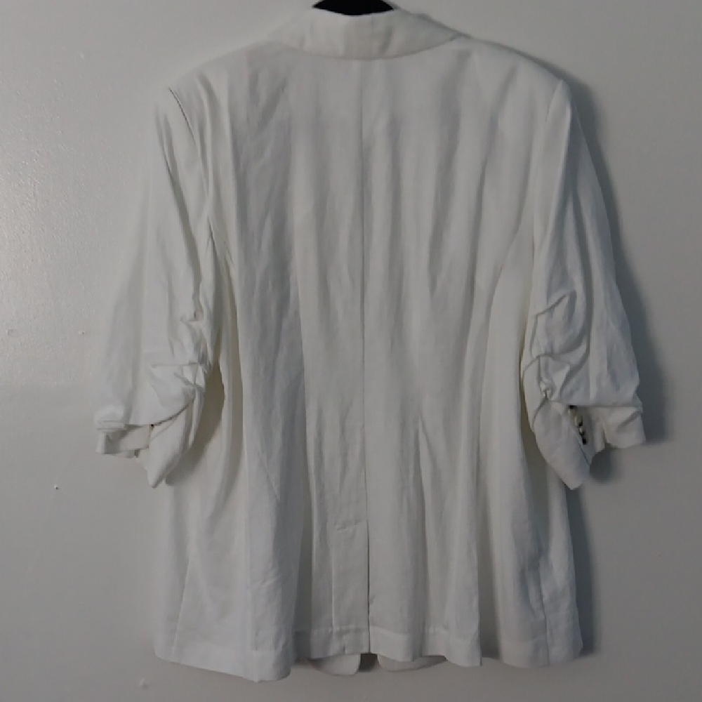 Lane Bryant Linen Two-Button Ruched-Sleeve Blazer #3546 - Picture 7 of 12